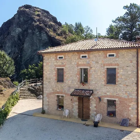 Pietranera Apartment *